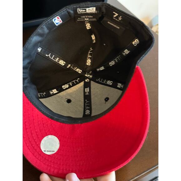 NBA Chicago Bulls New Era 9FIFTY Black Hardwood Classics Snapback Hat Cap - Picture 4 of 7